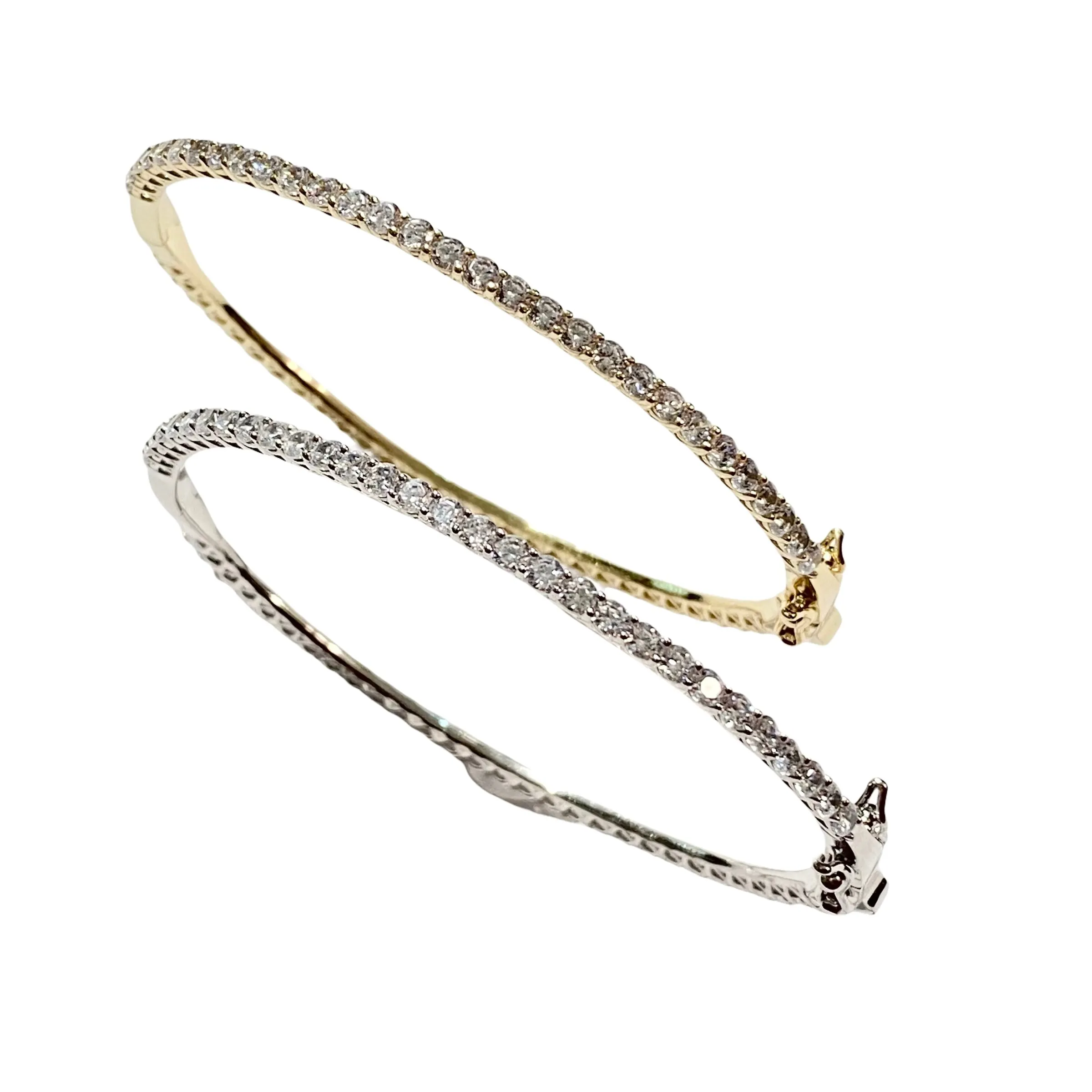 Amy Round Tennis Clasp Bangle