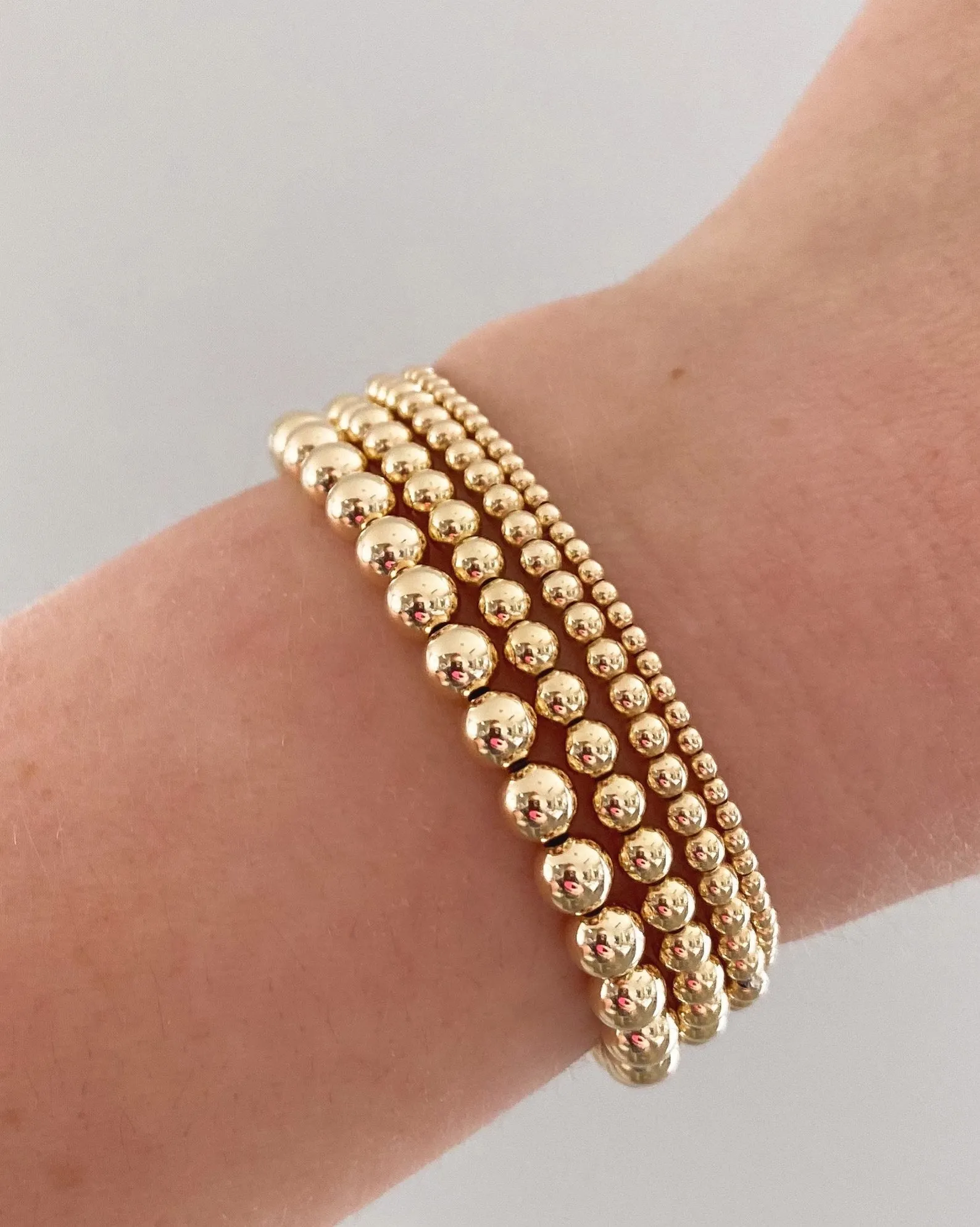 CLASSIC GOLD BEAD BRACELET