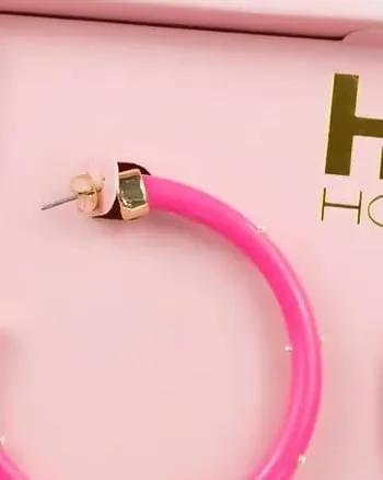 Hoop Earrings in Dark Pink | Dark Pink