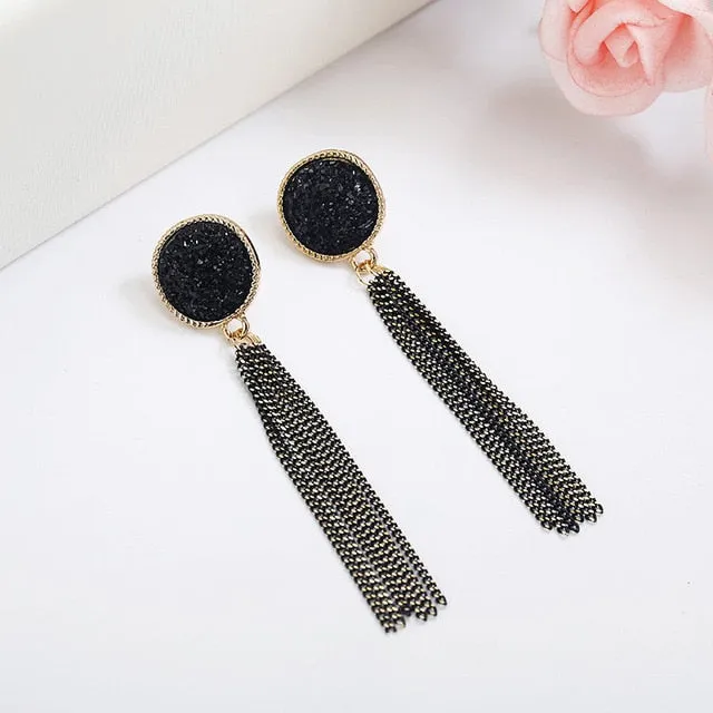 Long Slope Geometric asymmetry Rhinestone circle earrings