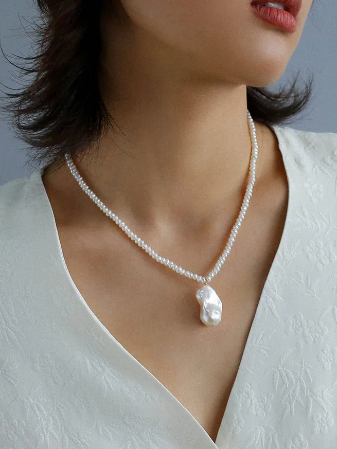 Simple Baroque Pearl Necklaces