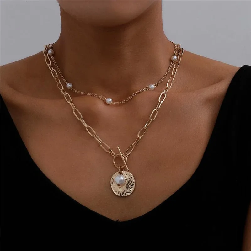 Simple Crystal Geometric Gold Pendant Necklace