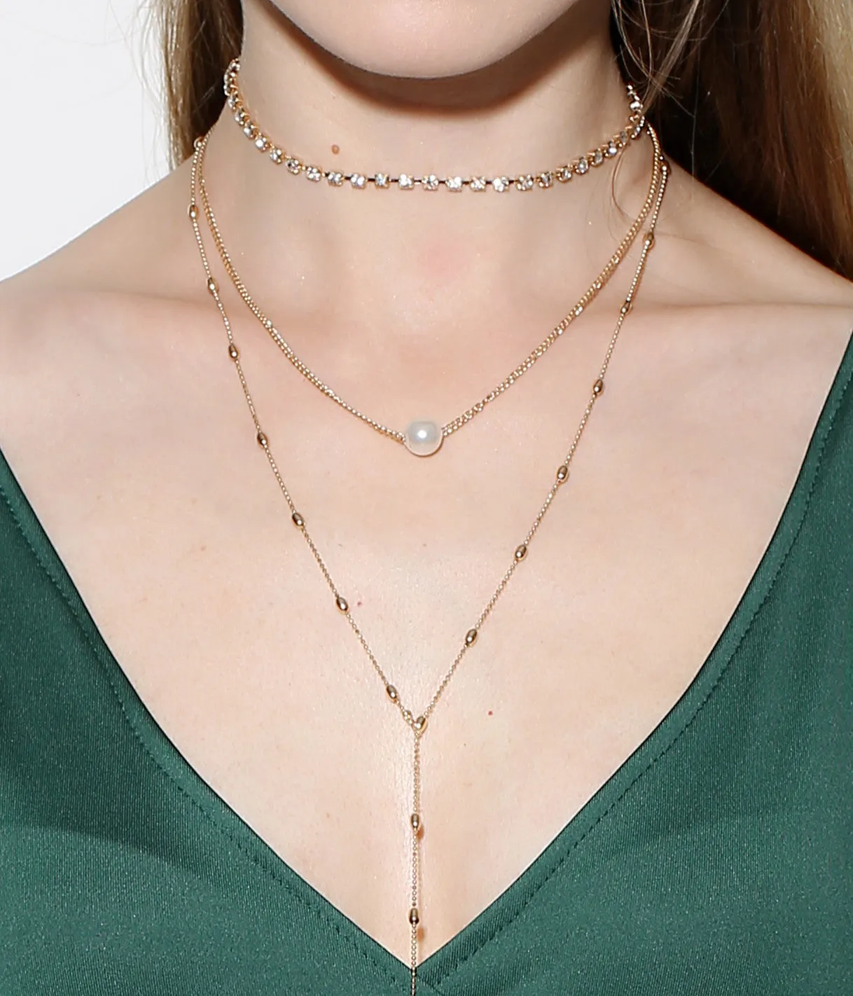 Simple pearl collar chain