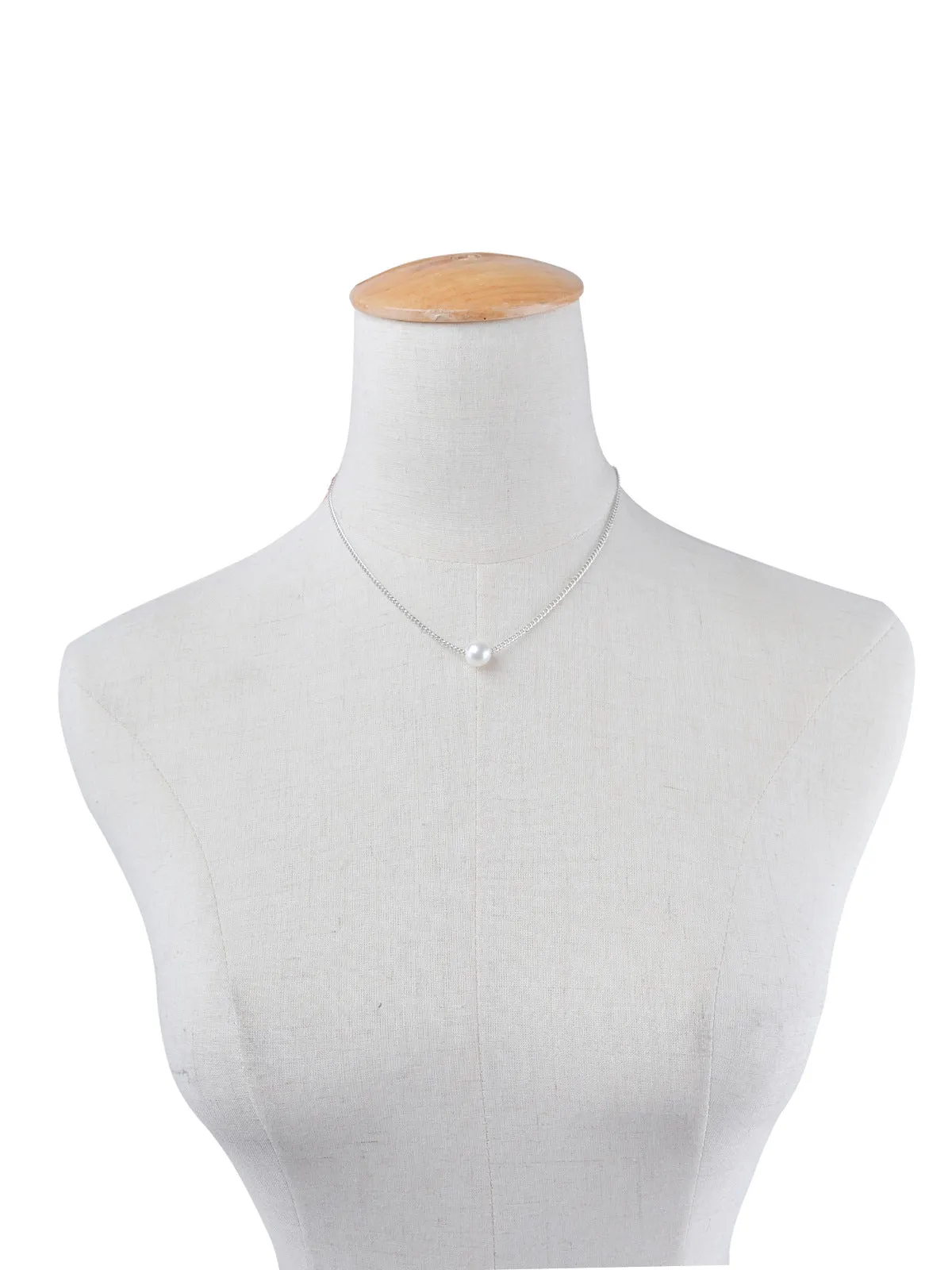 Simple pearl collar chain