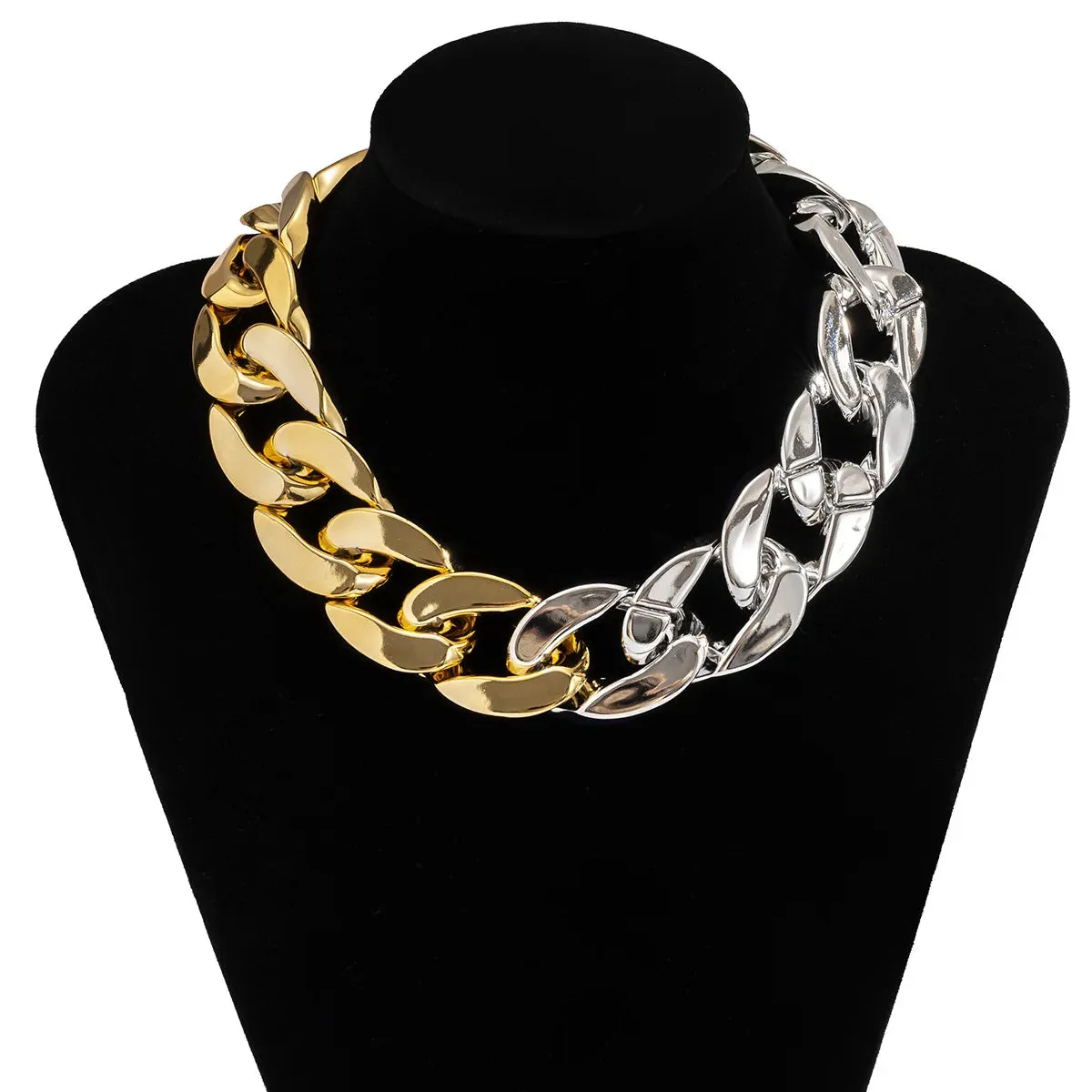 Simple Thick Chain Glamour Necklace