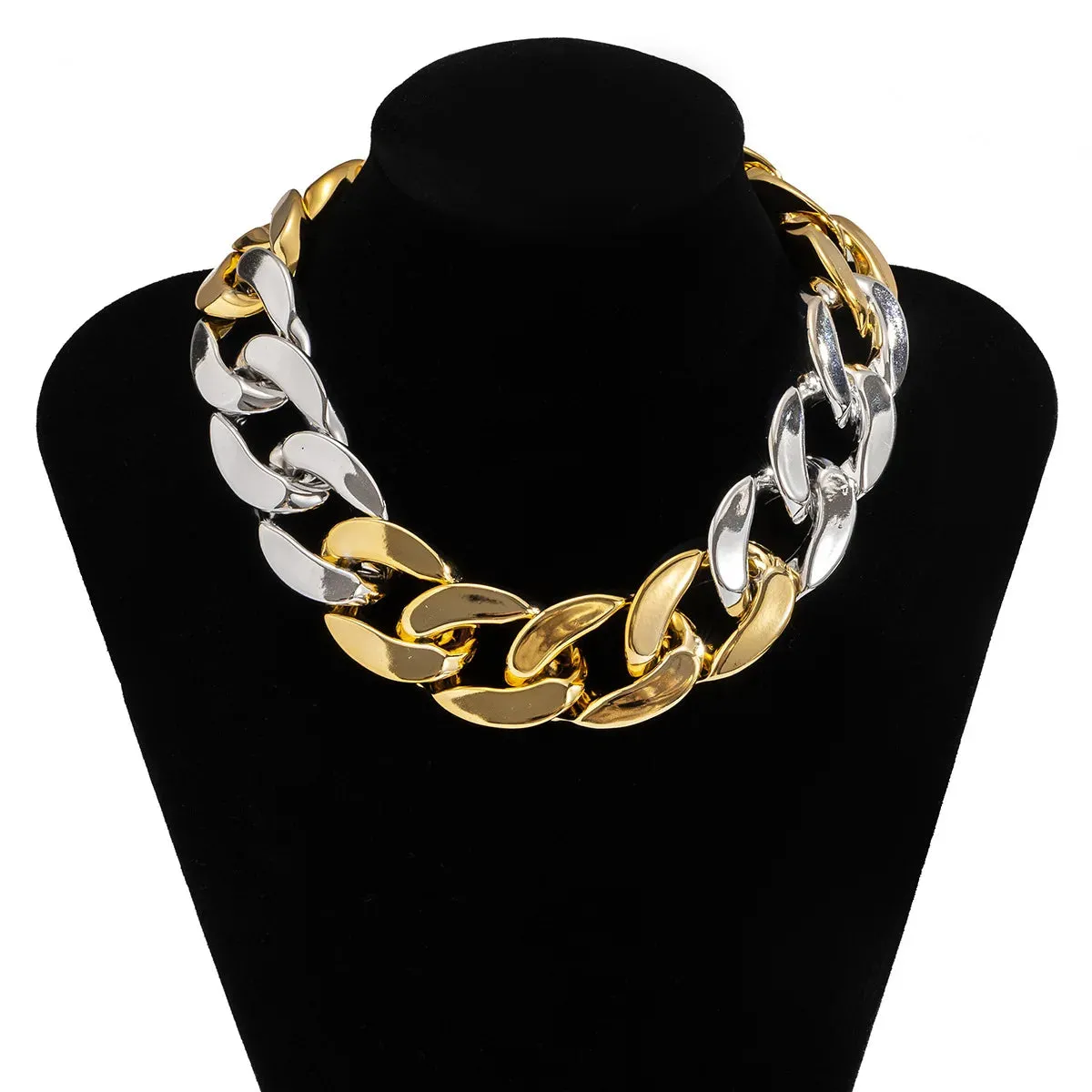 Simple Thick Chain Glamour Necklace