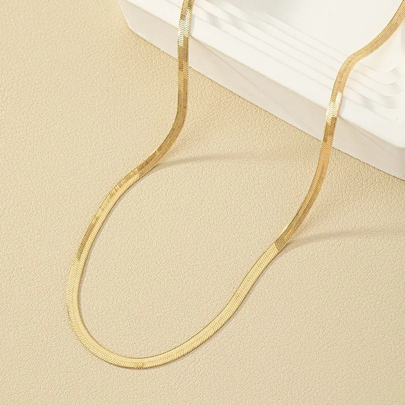 Sleek Snake Bone Collarbone Chain Necklace with a Touch of Vienna Elegance