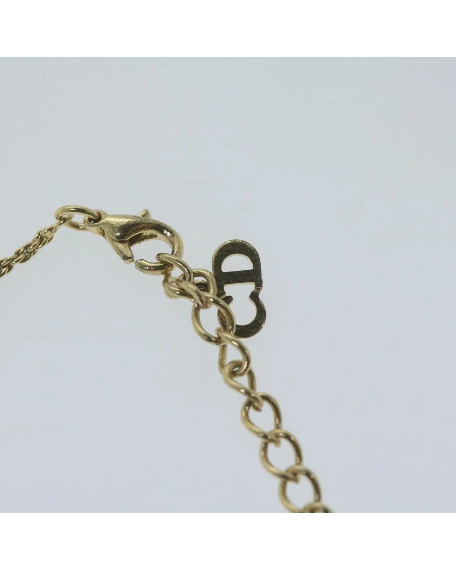 Vintage Metal Necklace with Subtle Surface Scratches